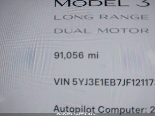 Photo 6 VIN: 5YJ3E1EB7JF121173 - TESLA MODEL 3 