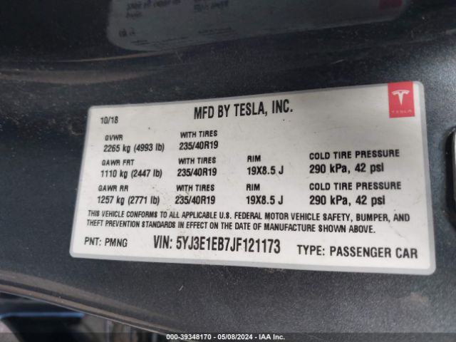 Photo 8 VIN: 5YJ3E1EB7JF121173 - TESLA MODEL 3 