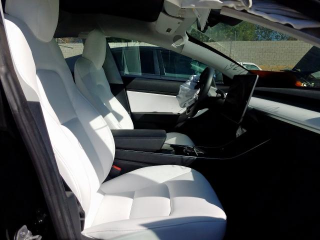 Photo 4 VIN: 5YJ3E1EB7JF122792 - TESLA MODEL 3 