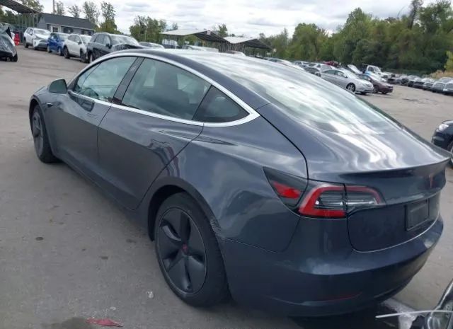 Photo 2 VIN: 5YJ3E1EB7KF386662 - TESLA MODEL 3 