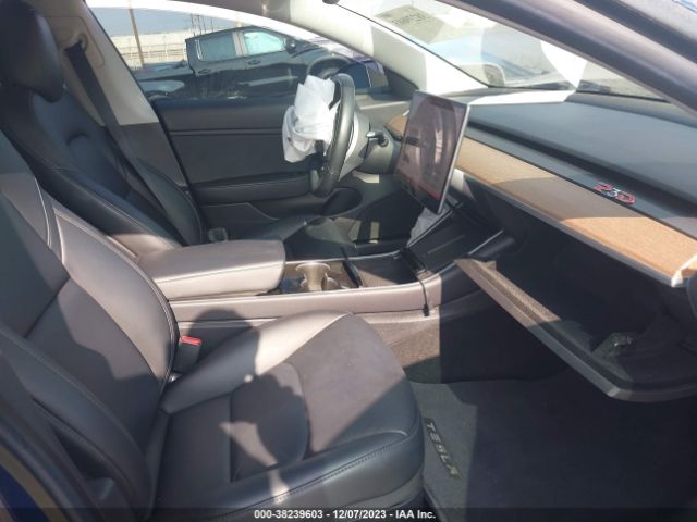 Photo 4 VIN: 5YJ3E1EB7KF419868 - TESLA MODEL 3 