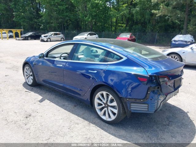 Photo 2 VIN: 5YJ3E1EB7KF421832 - TESLA MODEL 3 