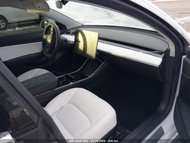 Photo 4 VIN: 5YJ3E1EB7KF494716 - TESLA MODEL 3 