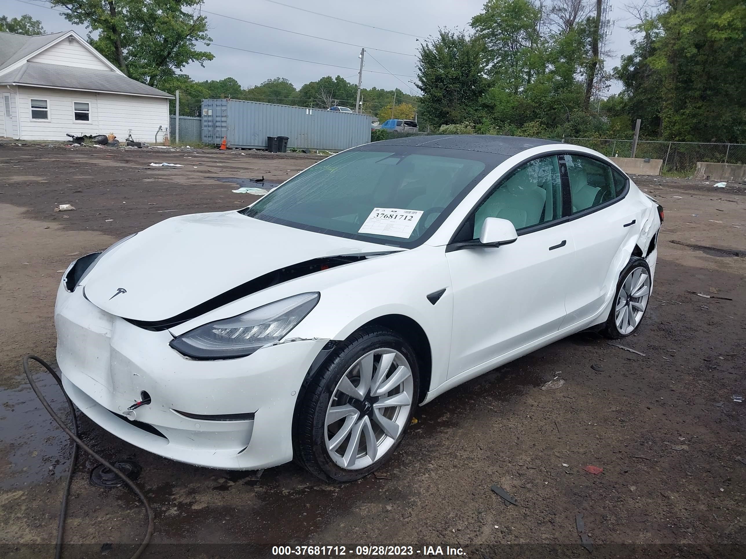 Photo 5 VIN: 5YJ3E1EB7KF513345 - TESLA MODEL 3 