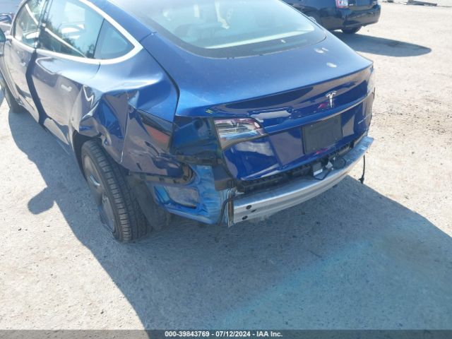 Photo 5 VIN: 5YJ3E1EB7LF639352 - TESLA MODEL 3 