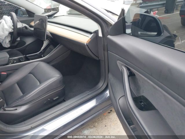 Photo 4 VIN: 5YJ3E1EB7LF666714 - TESLA MODEL 3 