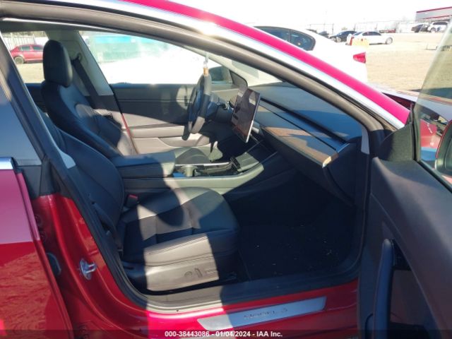 Photo 4 VIN: 5YJ3E1EB7LF800878 - TESLA MODEL 3 