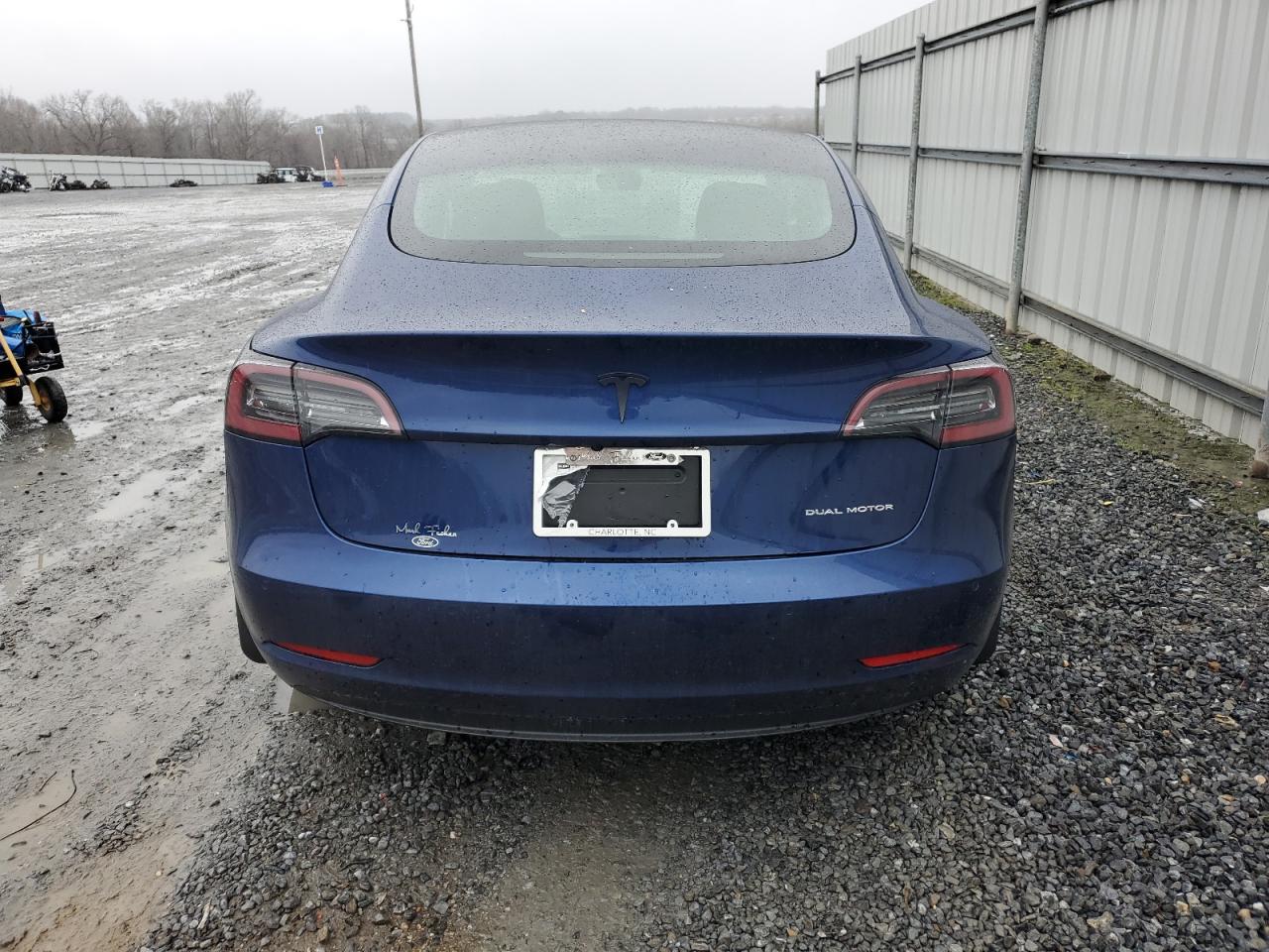 Photo 5 VIN: 5YJ3E1EB7MF015374 - TESLA MODEL 3 