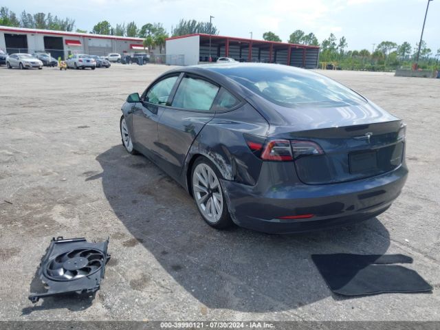 Photo 2 VIN: 5YJ3E1EB7MF044132 - TESLA MODEL 3 