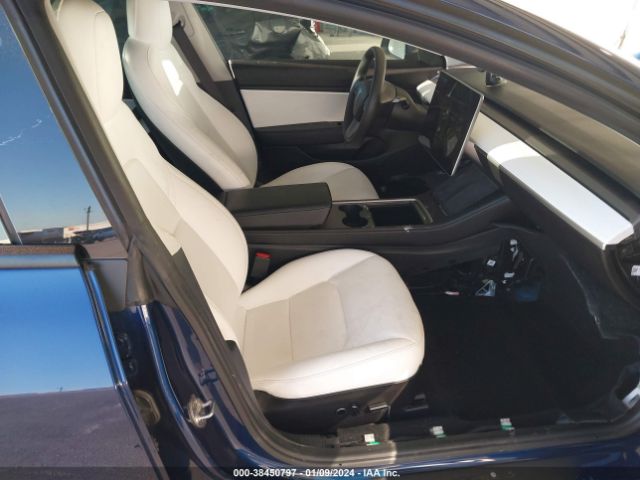 Photo 4 VIN: 5YJ3E1EB7MF849001 - TESLA MODEL 3 