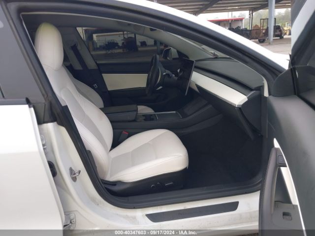 Photo 4 VIN: 5YJ3E1EB7MF903400 - TESLA MODEL 3 