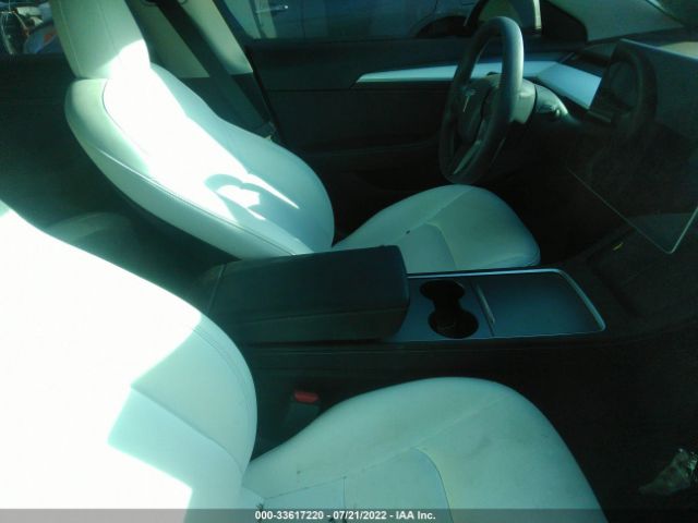 Photo 4 VIN: 5YJ3E1EB7NF136438 - TESLA MODEL 3 