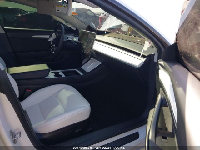 Photo 4 VIN: 5YJ3E1EB7NF136438 - TESLA MODEL 3 