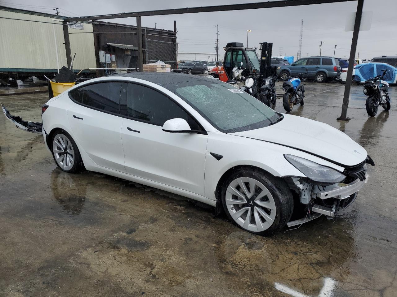 Photo 3 VIN: 5YJ3E1EB7NF181587 - TESLA MODEL 3 