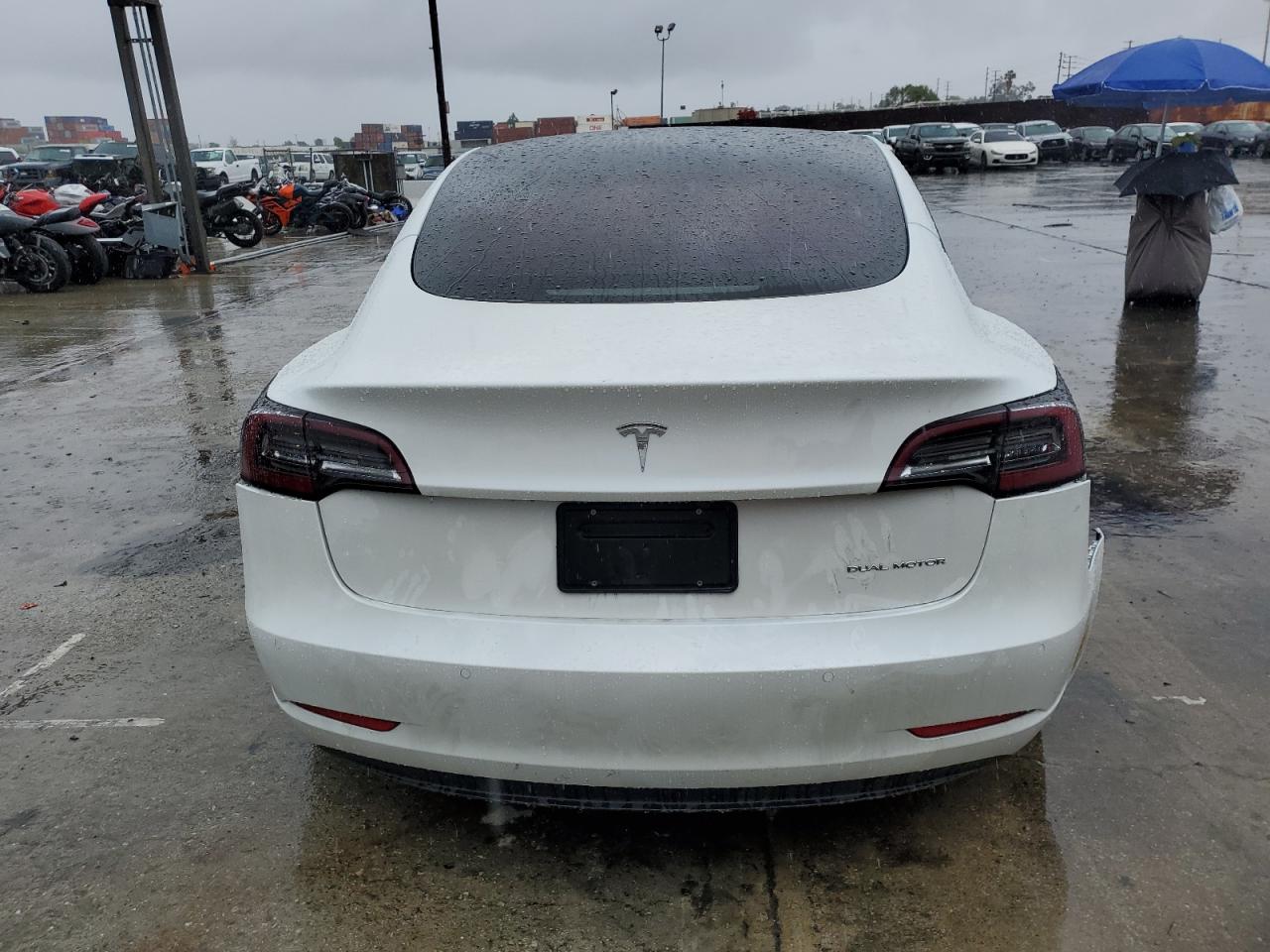 Photo 5 VIN: 5YJ3E1EB7NF181587 - TESLA MODEL 3 