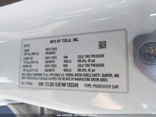 Photo 8 VIN: 5YJ3E1EB7NF193349 - TESLA MODEL 3 