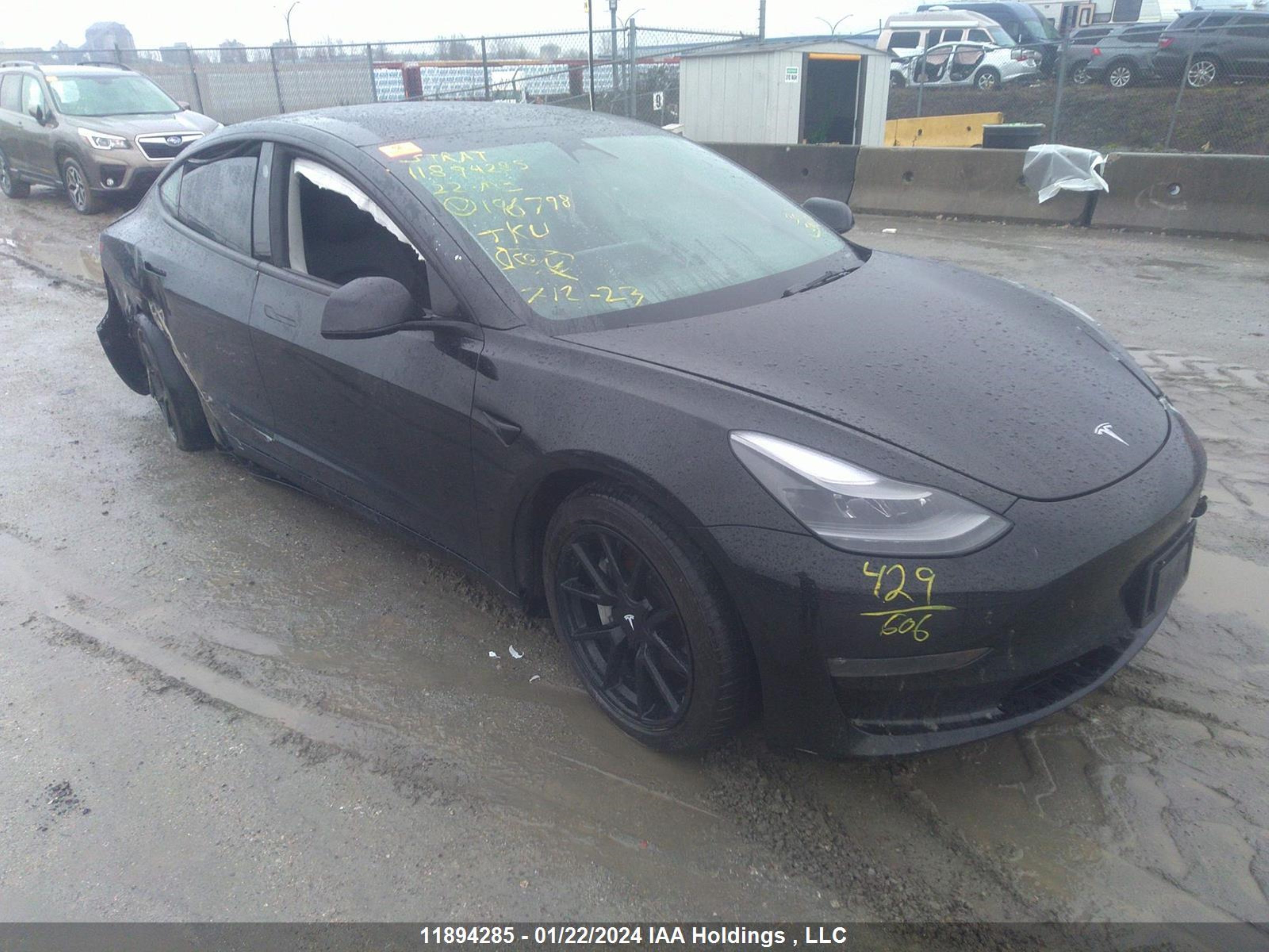 Photo 0 VIN: 5YJ3E1EB7NF196798 - TESLA MODEL 3 