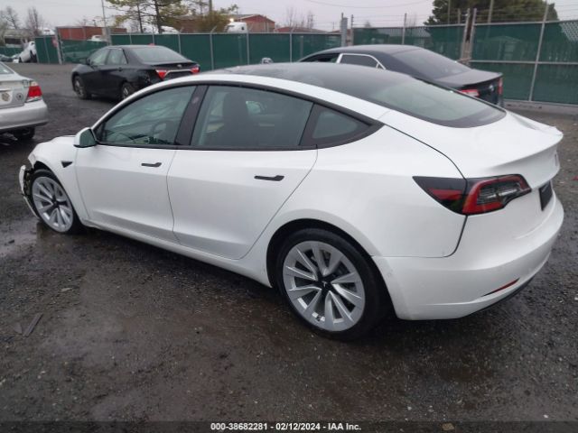 Photo 2 VIN: 5YJ3E1EB7NF208724 - TESLA MODEL 3 