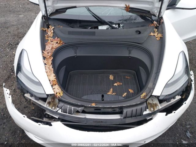 Photo 9 VIN: 5YJ3E1EB7NF208724 - TESLA MODEL 3 