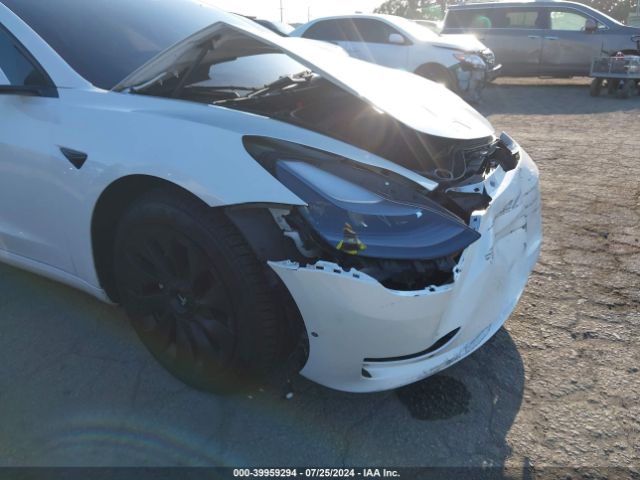 Photo 5 VIN: 5YJ3E1EB7NF210831 - TESLA MODEL 3 