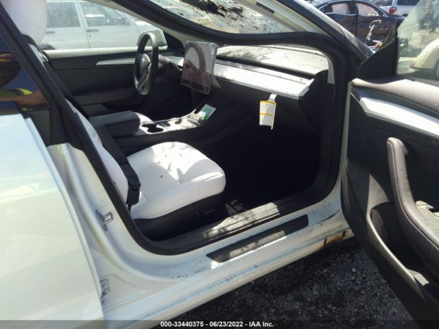 Photo 4 VIN: 5YJ3E1EB7NF228522 - TESLA MODEL 3 