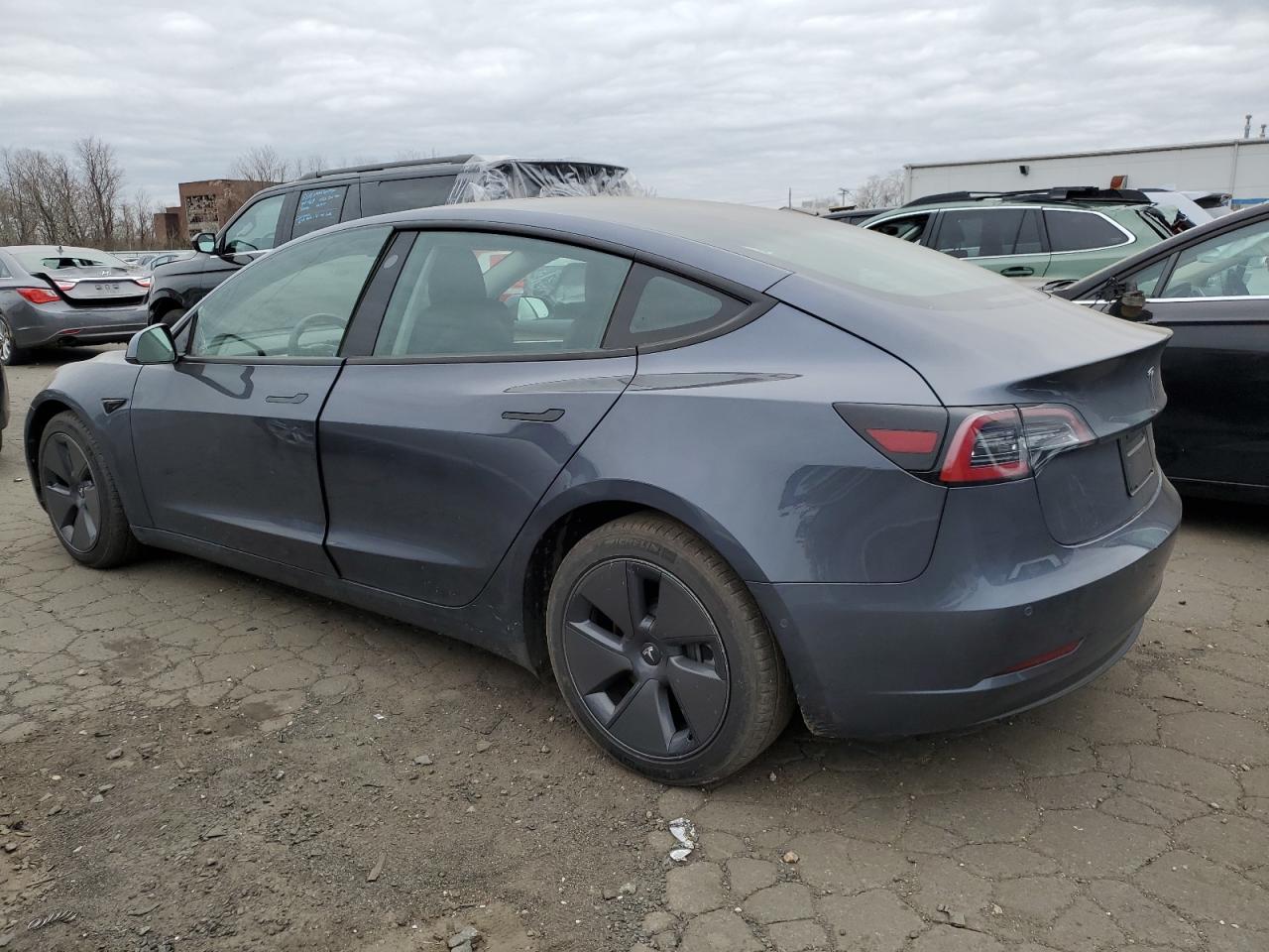 Photo 1 VIN: 5YJ3E1EB7NF327454 - TESLA MODEL 3 