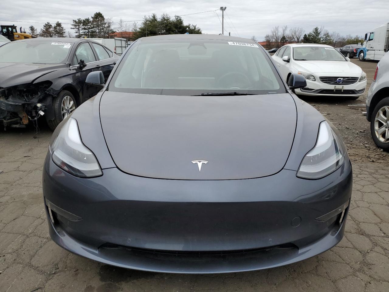 Photo 4 VIN: 5YJ3E1EB7NF327454 - TESLA MODEL 3 