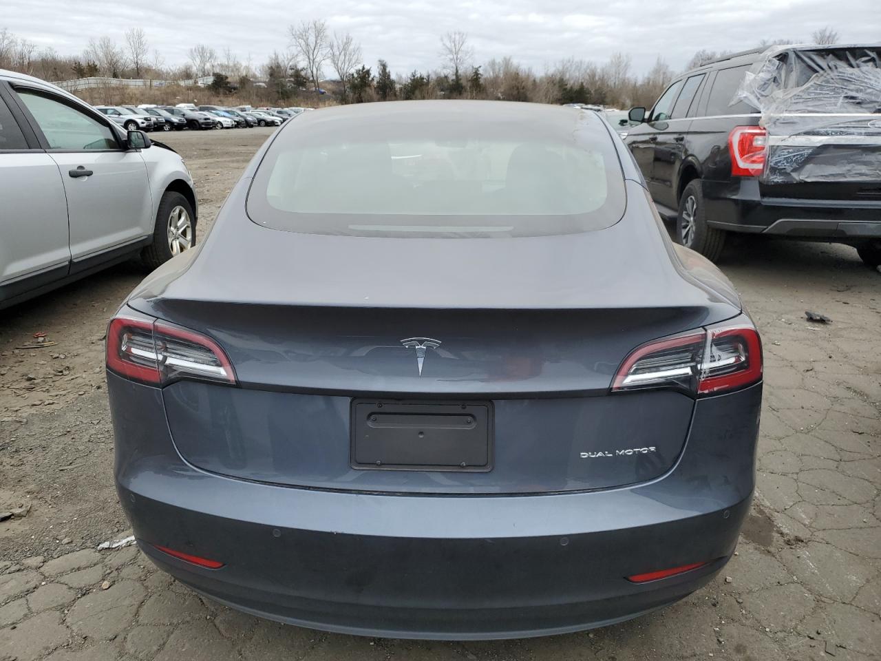 Photo 5 VIN: 5YJ3E1EB7NF327454 - TESLA MODEL 3 