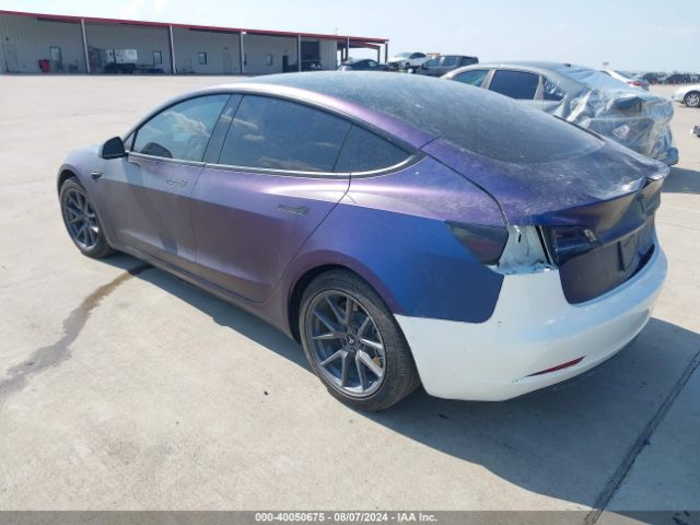 Photo 2 VIN: 5YJ3E1EB7NF334386 - TESLA MODEL 3 