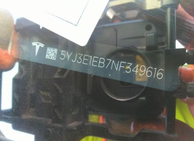 Photo 8 VIN: 5YJ3E1EB7NF349616 - TESLA MODEL 3 