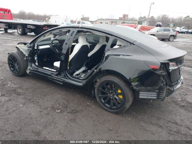 Photo 2 VIN: 5YJ3E1EB7NF365590 - TESLA MODEL 3 