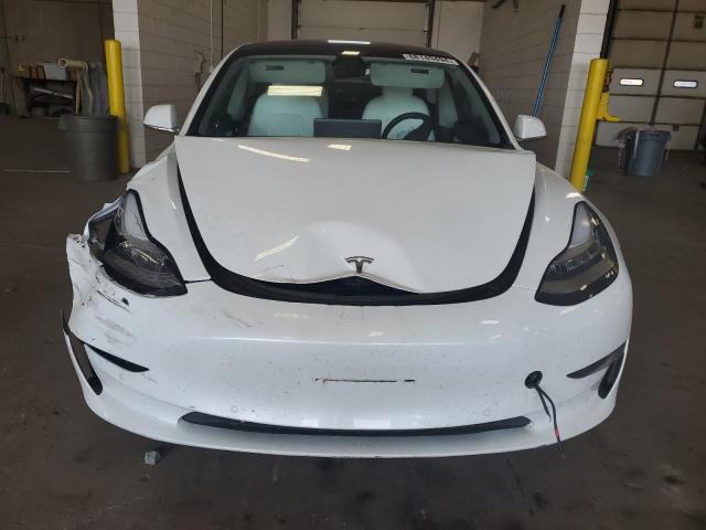 Photo 4 VIN: 5YJ3E1EB8JF074946 - TESLA MODEL 3 