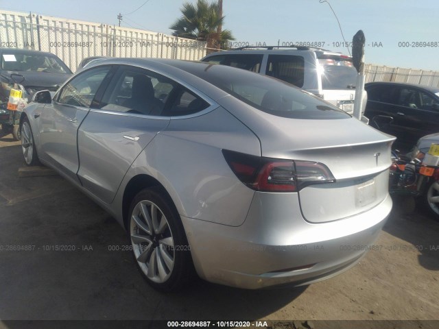 Photo 2 VIN: 5YJ3E1EB8JF091178 - TESLA MODEL 3 