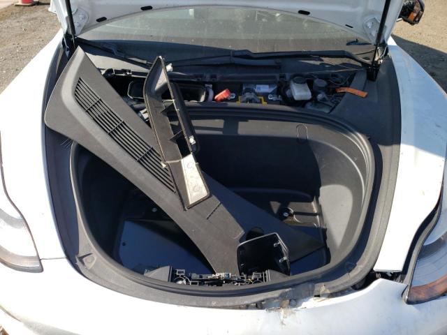 Photo 10 VIN: 5YJ3E1EB8JF100249 - TESLA MODEL 3 