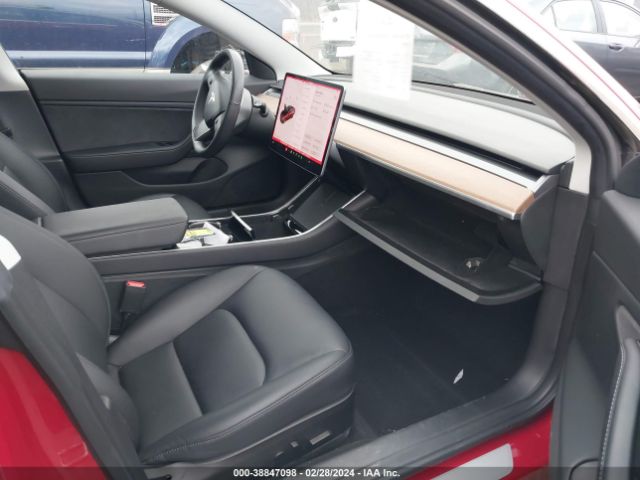 Photo 4 VIN: 5YJ3E1EB8JF117097 - TESLA MODEL 3 