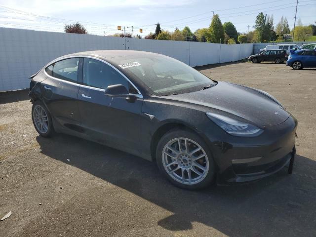 Photo 3 VIN: 5YJ3E1EB8JF130321 - TESLA MODEL 3 