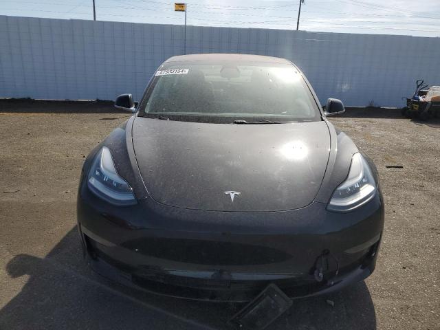 Photo 4 VIN: 5YJ3E1EB8JF130321 - TESLA MODEL 3 