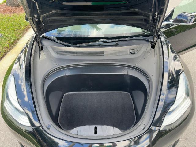 Photo 6 VIN: 5YJ3E1EB8JF145157 - TESLA MODEL 3 