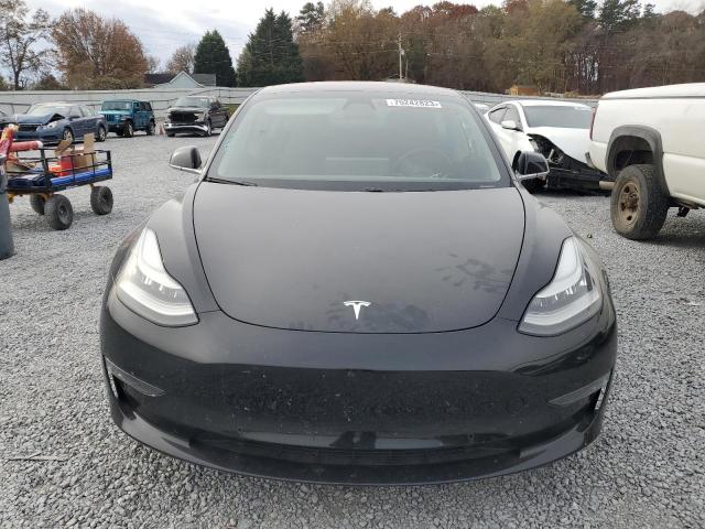 Photo 4 VIN: 5YJ3E1EB8JF149189 - TESLA MODEL 3 