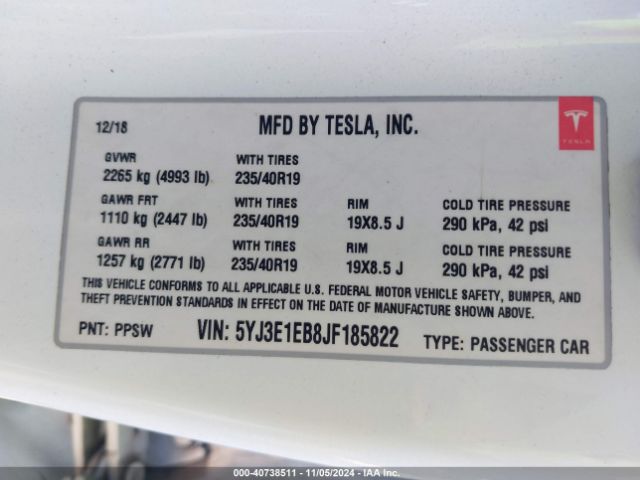 Photo 8 VIN: 5YJ3E1EB8JF185822 - TESLA MODEL 3 