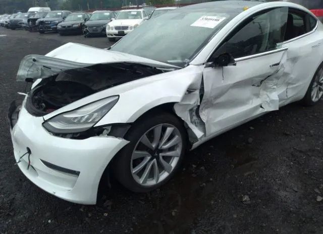 Photo 5 VIN: 5YJ3E1EB8KF365710 - TESLA MODEL 3 