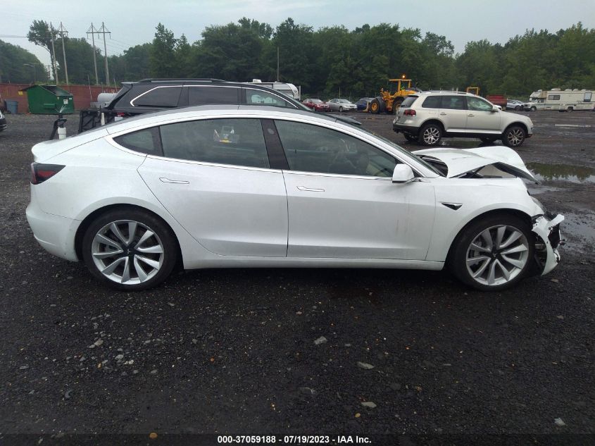 Photo 11 VIN: 5YJ3E1EB8KF365710 - TESLA MODEL 3 