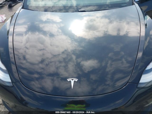 Photo 9 VIN: 5YJ3E1EB8KF388680 - TESLA MODEL 3 