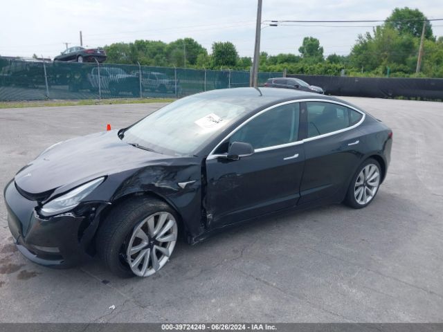 Photo 5 VIN: 5YJ3E1EB8KF388873 - TESLA MODEL 3 