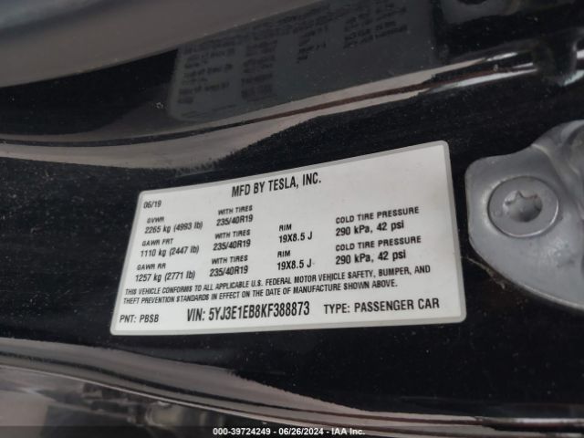 Photo 8 VIN: 5YJ3E1EB8KF388873 - TESLA MODEL 3 