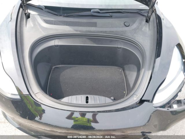 Photo 9 VIN: 5YJ3E1EB8KF388873 - TESLA MODEL 3 