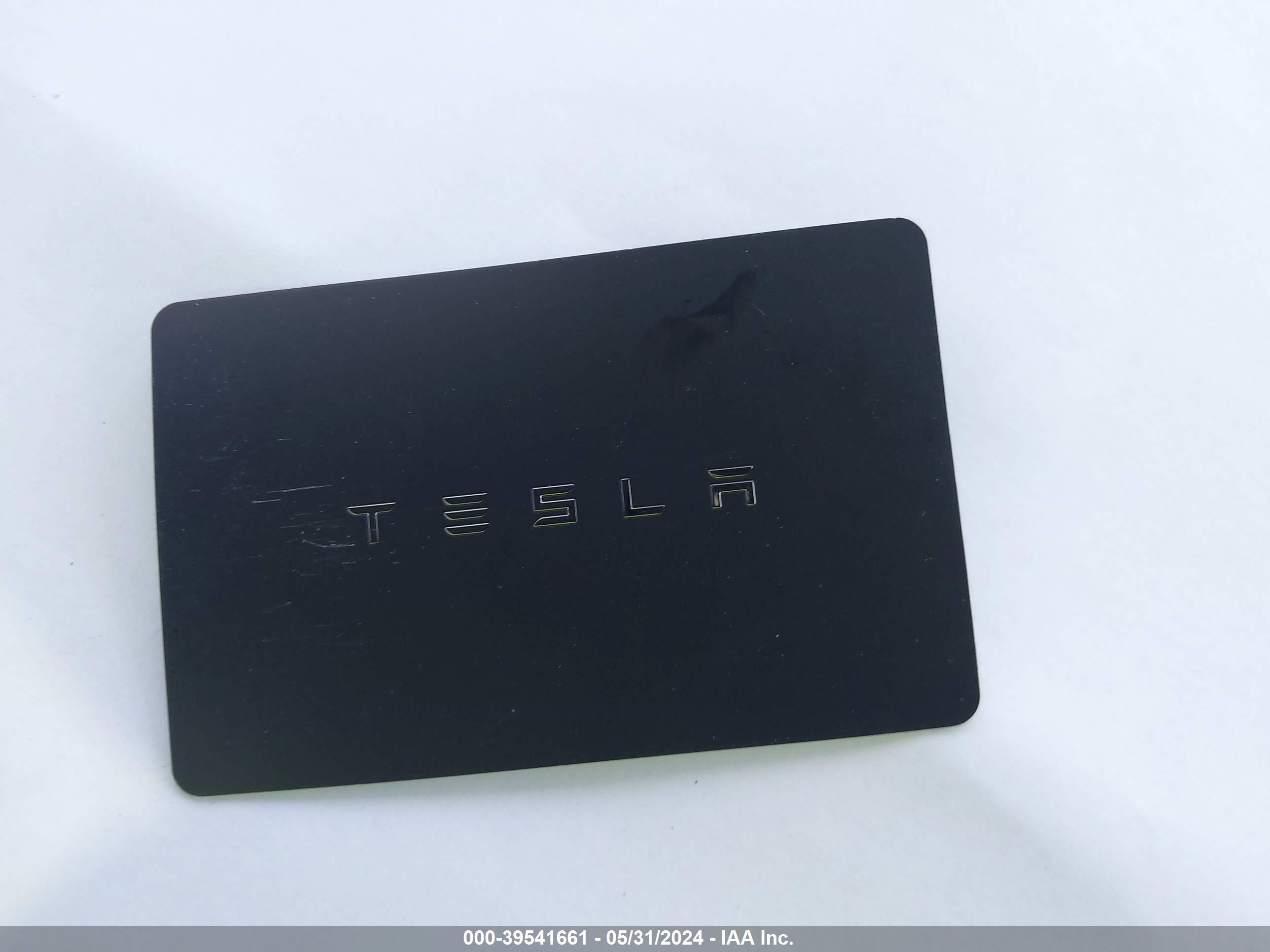 Photo 10 VIN: 5YJ3E1EB8KF390395 - TESLA MODEL 3 