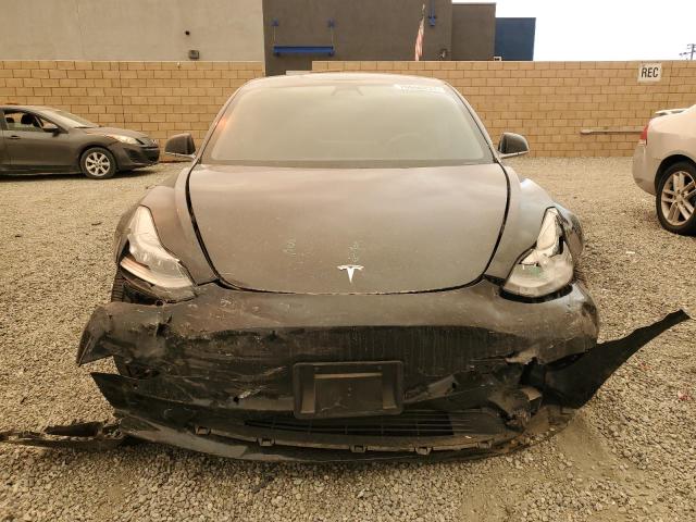 Photo 4 VIN: 5YJ3E1EB8KF434170 - TESLA MODEL 3 