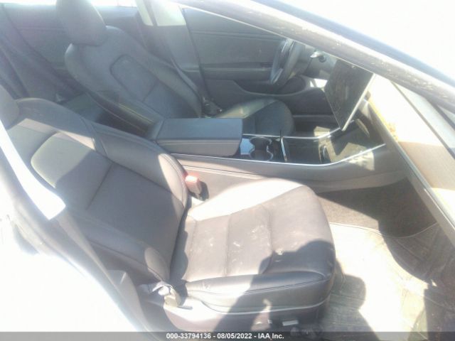 Photo 4 VIN: 5YJ3E1EB8KF511944 - TESLA MODEL 3 