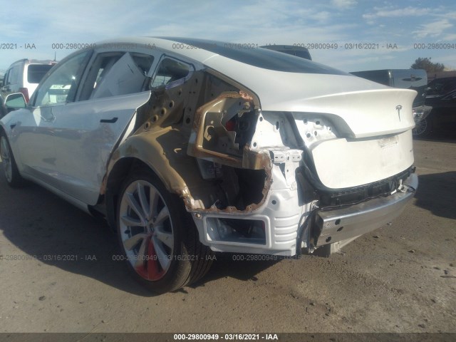 Photo 5 VIN: 5YJ3E1EB8KF512818 - TESLA MODEL 3 